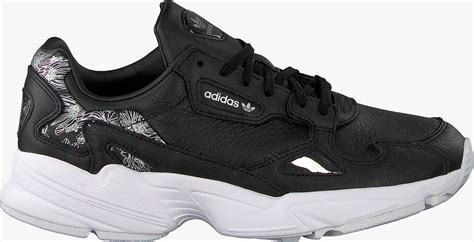 zwarte adidas lage sneakers falcon w|Zwarte ADIDAS Lage sneakers FALCON W .